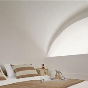 3 Bedroom Villa with Pool in Megalochori on Santorini, Sleeps 6